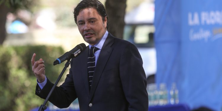 Carter se lanza contra el Presidente: «Los enemigos son los narcos»