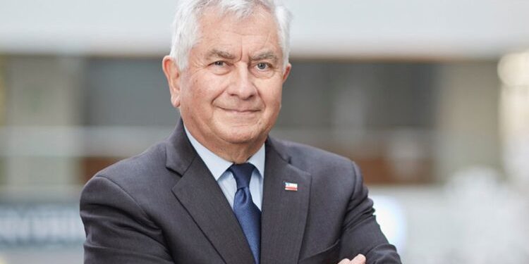 Ex Ministro Paris y crisis de Isapres: «Si caen también van a caer las clínicas»