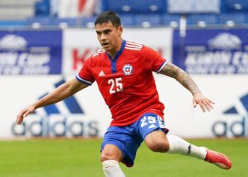 Alex Ibacache firma en Belgrano después de polémica salida de San Lorenzo