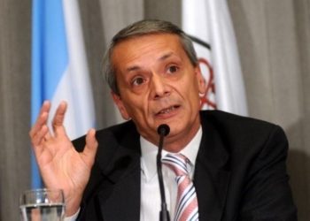 Castrilli afirma que la mitad de los árbitros en Chile no se saben el reglamento