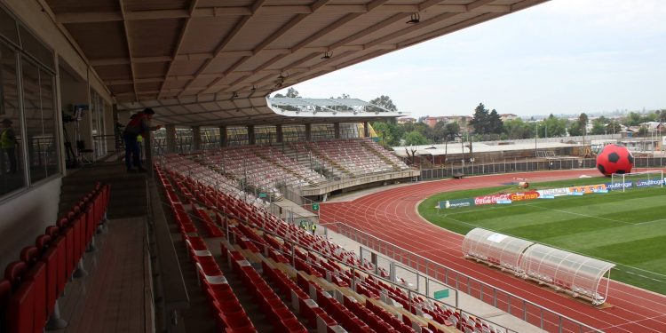 Municipalidad de Curicó pide despedir a guardia que tuvo relaciones en estadio