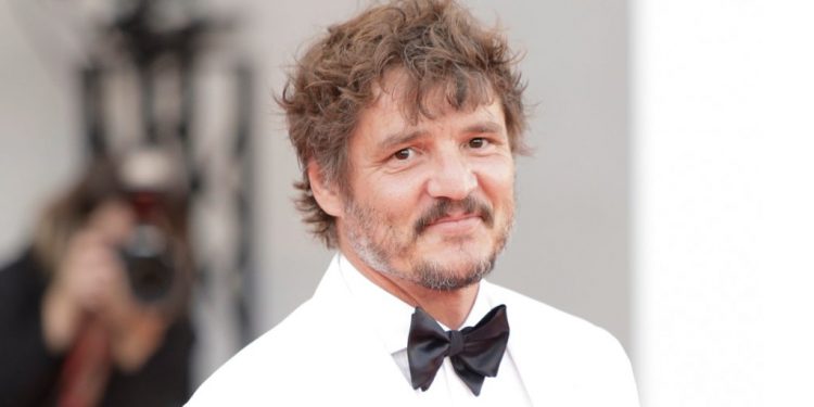 Cuenta de Tiktok publica los looks que viste Pedro Pascal día a día