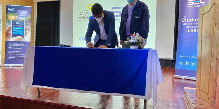 SEC Valparaíso suma ocho convenios con municipios de la región para recibir reclamos