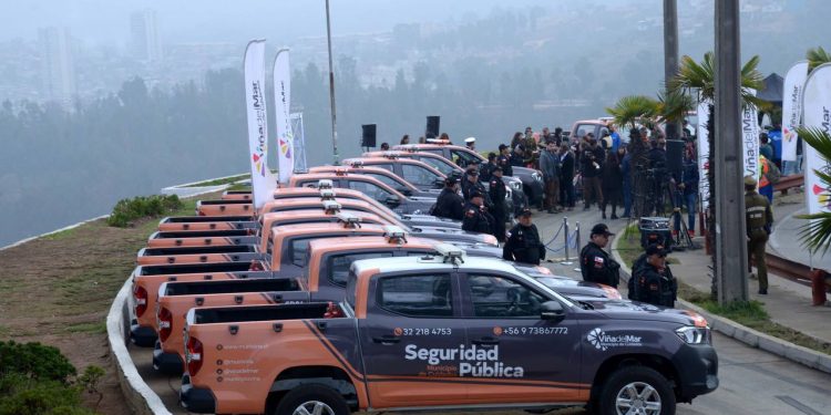 Viña del Mar: Presentan 24 vehículos para reforzar seguridad pública