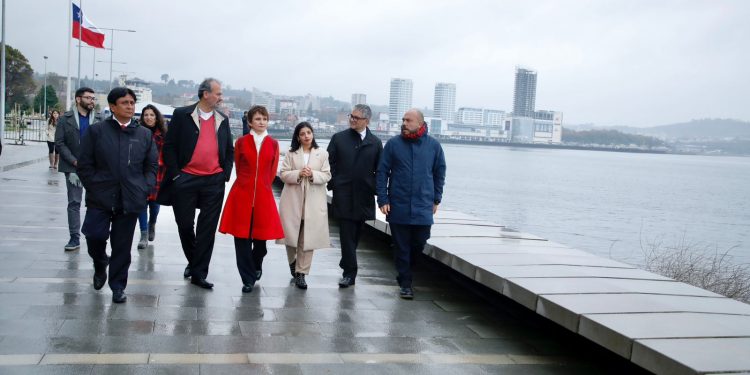 Gobierno presenta proyecto para fortalecer financiamiento de regiones