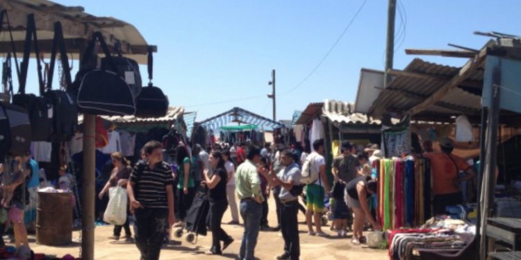 Colombiano apuñala a sujeto en Feria El Belloto de Quilpué