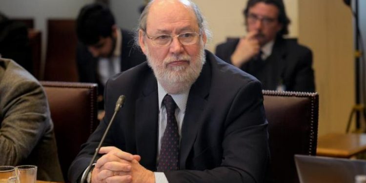 Servel pide disculpas públicas y corrige local de votación a 7.500 personas