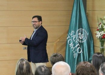 Jóvenes estarían expuestos a mayores riesgos derivados del uso de internet