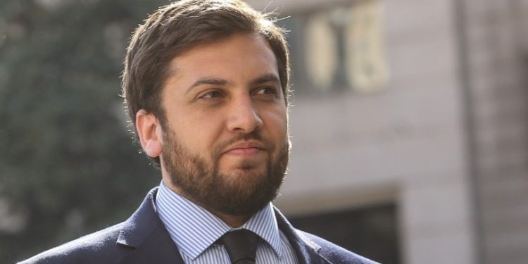 Agreden a diputado Soto (PPD) durante funeral de Daniel Palma