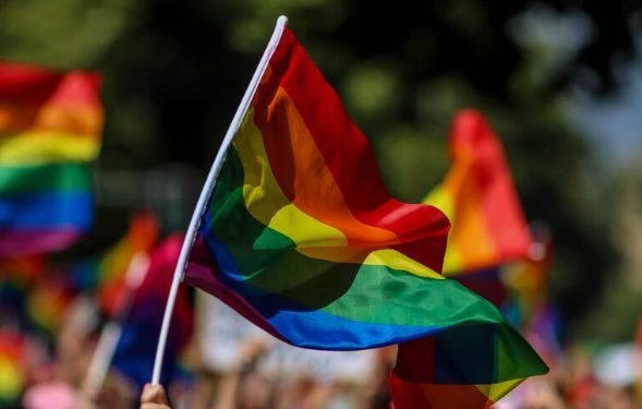 Acusan a colegio de Quilpué por maltrato a alumna por orientación sexual