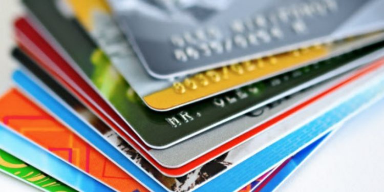 Sernac revela lista con bancos y tarjetas con más reclamos