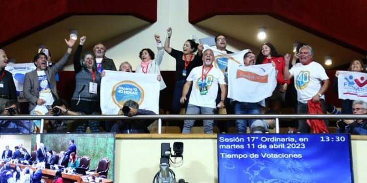 Ley de las 40 horas entrará en vigencia de forma gradual