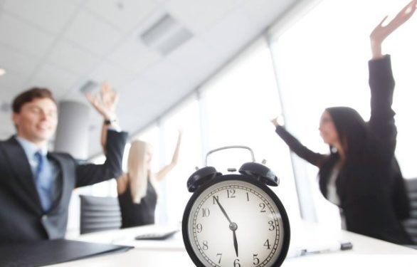 Revisa las empresas que pueden implementar la jornada de 4×3