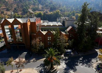 Canal 13 pagó 1.543 millones a Tonka Tomicic a través de sociedad