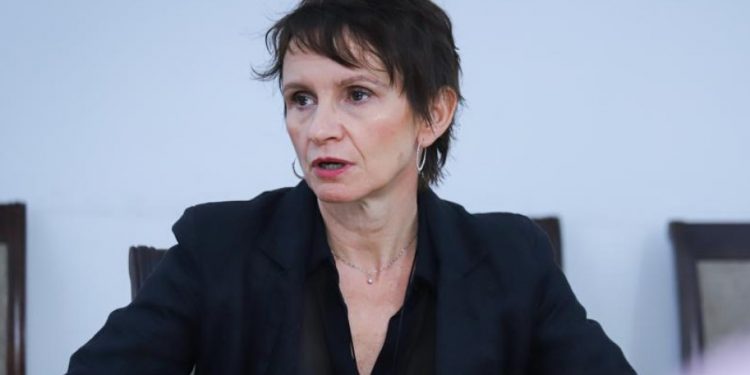 Aprobación de Ministra Tohá cae 17 puntos en medio de crisis de seguridad