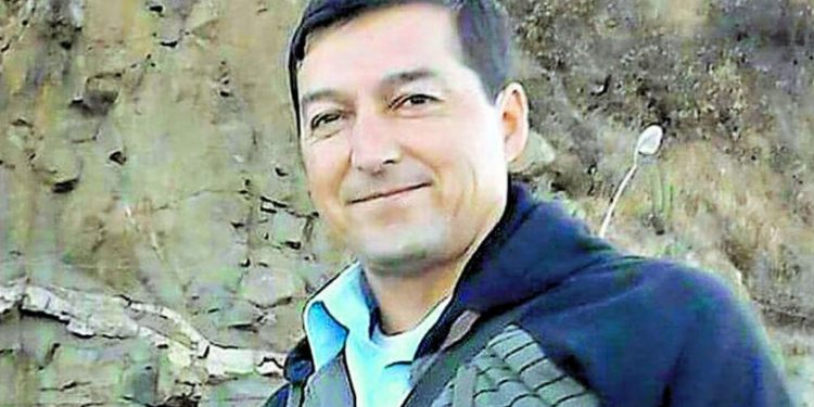 Familia de profesor Nibaldo analiza acciones legales ante capítulo de serie