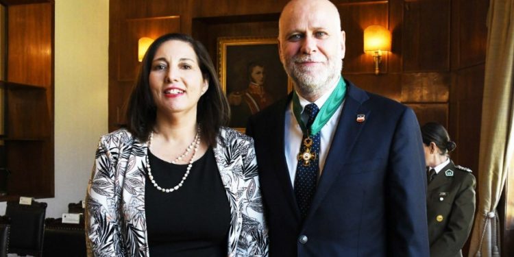 Paulina Vodanovic reemplazará a Álvaro Elizalde en el Senado