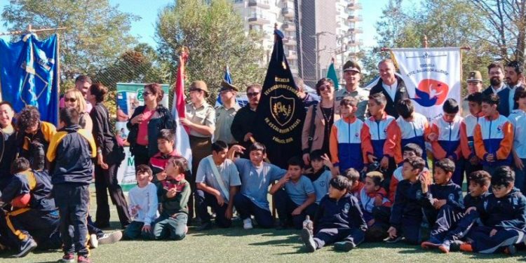 Viña del Mar: Escuelas de Fútbol participan en torneo por aniversario de Carabineros