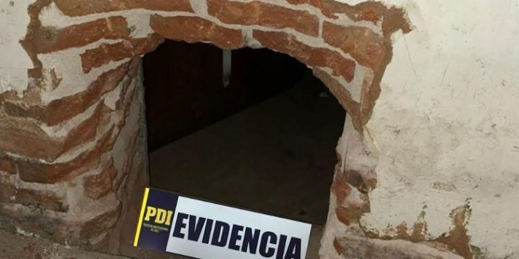 Valparaíso: Frustran robo a banco al detectar túnel en edificio colindante