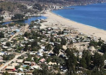 Vecinos de Laguna verde acusan «cogoteo del Estado» por alza de contribuciones