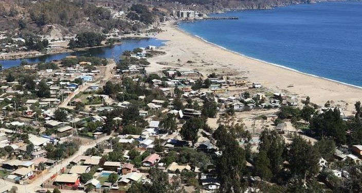 Vecinos de Laguna verde acusan «cogoteo del Estado» por alza de contribuciones