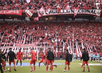 Influencer inicia campaña para pagar deuda de USD 20 millones de Independiente