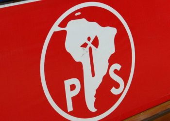 Diputados socialistas presentan proyecto que restringe narcofunerales