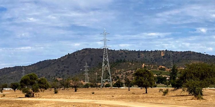 Casablanca: Paralizan obras de Torres de Alta Tensión por falta de permisos ambientales
