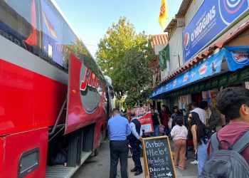 Llay Llay: Comienza operación de buses gratuitos para estudiantes hacia Viña