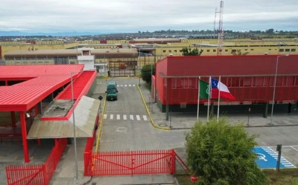 Apuñalan a gendarme en cárcel de Puerto Montt