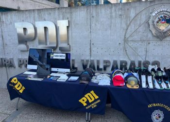 Capturan a 4 personas que vendían droga en Valparaíso