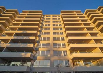 Corte Suprema ratifica que arriendos por día no están prohibidos en reglamento de copropiedad