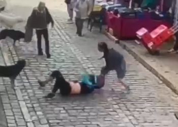 Detienen a mujer que intentó asesinar a hombre en situación de calle en Valparaíso