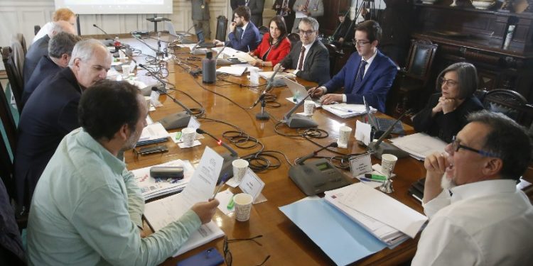 Royalty Minero: Gobierno acuerda con Senadores nueva carga tributaria potencial máxima