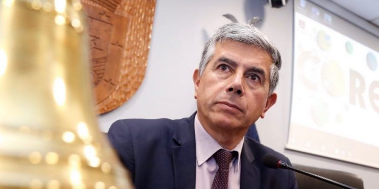 Manuel Millones advierte por falta de equipamiento en Hospital Carlos Van Buren