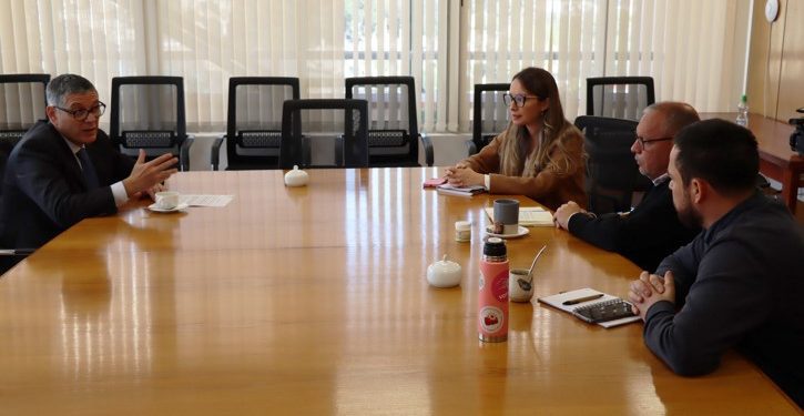 Sernac interpone demanda colectiva contra Esval por cortes injustificados