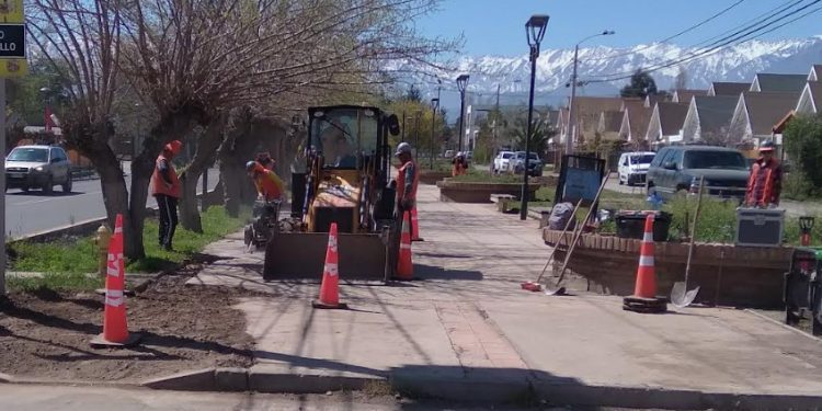 Finalizan obras sanitarias que beneficiarán a 4.000 familias en Calle Larga