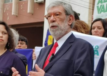 La arremetida de Schilling en la recta final de la campaña y el parejo duelo con Valle