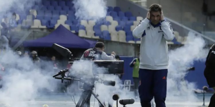 Diputado Celis exige renuncia de jefa de Estadio Seguro tras incidentes en Clásico Universitario