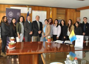 UST Viña del Mar y Municipalidad firman convenio sobre tenencia responsable de animales