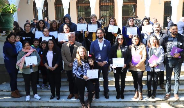 Lanzan programa piloto que reconoce labor de las cuidadoras