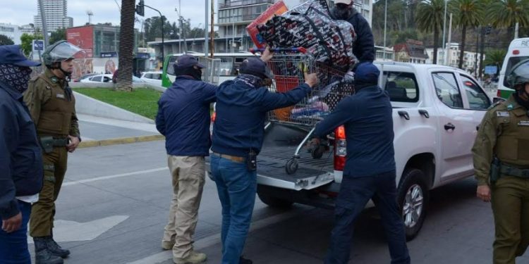 Viña del Mar: Refuerzan operativos contra comercio ilegal