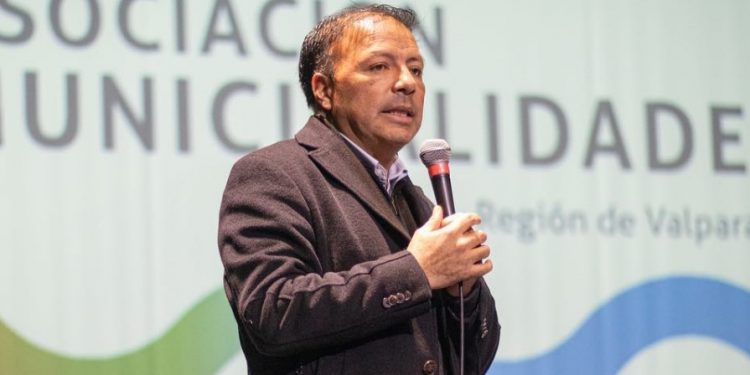 Alcalde de Concón dice que recibe con «Humildad» buenos números de calidad de vida