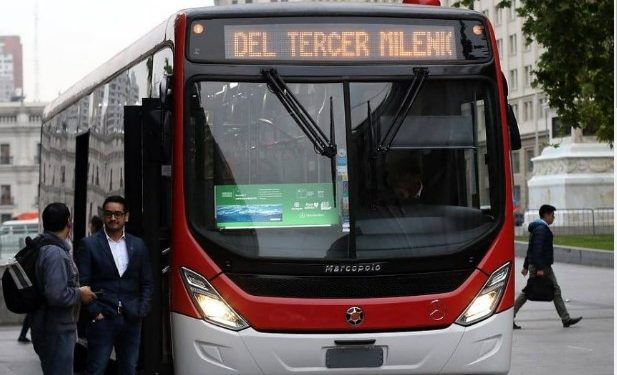 Mujer y su hijo fallecen tras ser atropellados por bus del Transantiago