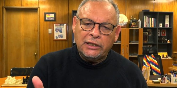 Gobernador Mundaca y elecciones: «Siempre hemos cuestionado el proceso»