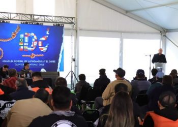 Gobernador fue parte de Asamblea General del Consejo Internacional de Estibadores