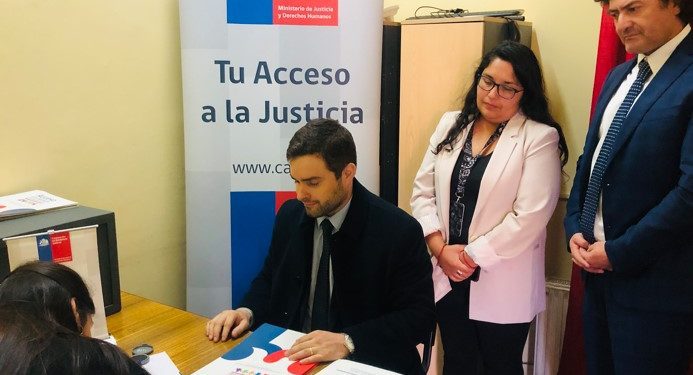 Internas del Centro Penitenciario de Valparaíso recibieron atenciones notariales gratuitas