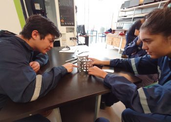 Estudiantes USM obtienen distinción con proyecto de nanosatélite en competencia internacional