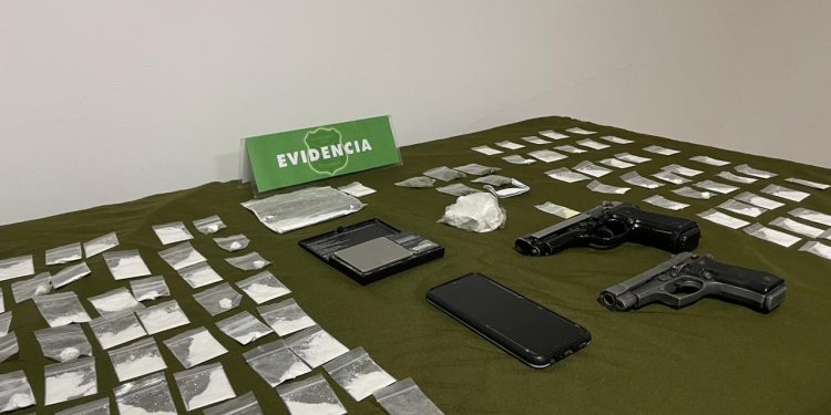 Valparaíso: OS9 detiene a sujeto armado que tenía 35 reiteraciones de delito