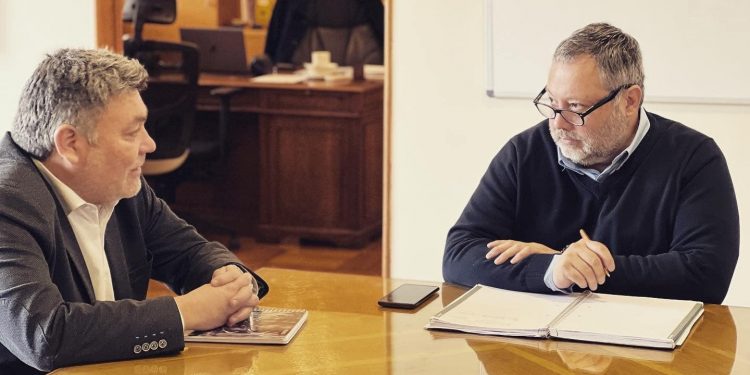 Buscan soluciones para crisis hídrica que afecta a 2.500 familias de Olmué